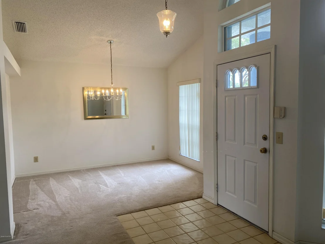 Photo of 3379 Lake View Circle