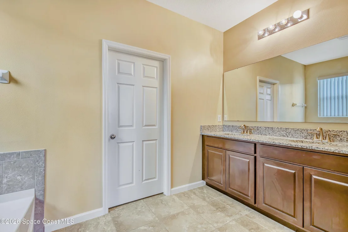 Photo of 1124 Musgrass Circle