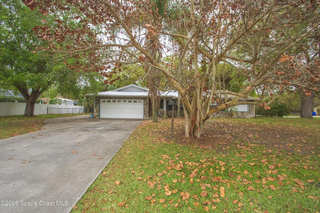 Photo of 697 Barber Street