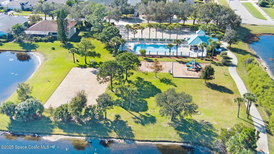 Photo of 5731 Herons Landing Drive