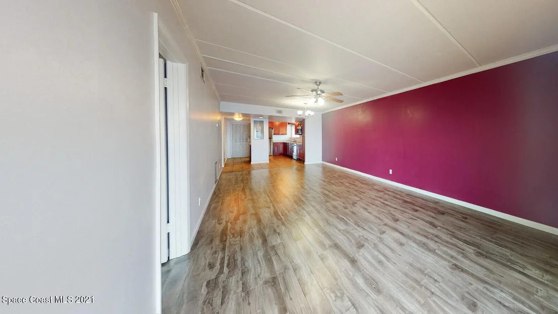 Photo of Unit 201 at 3901 Dixie Highway NE