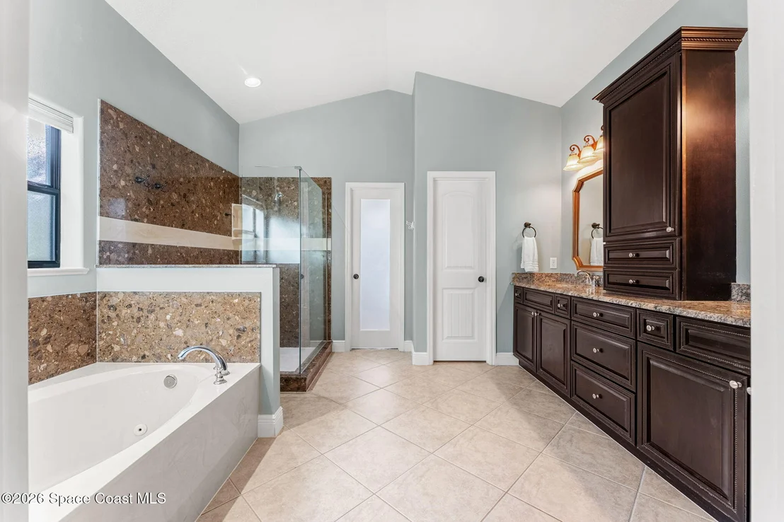 Photo of 4035 Waterloo Place