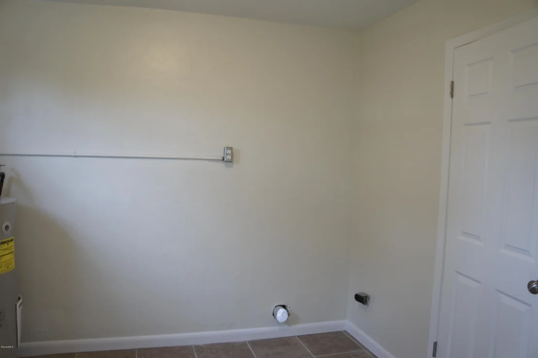 Photo of 566 W Cadillac Circle