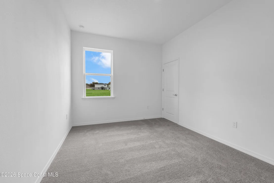 Photo of 1012 Banff Drive NE