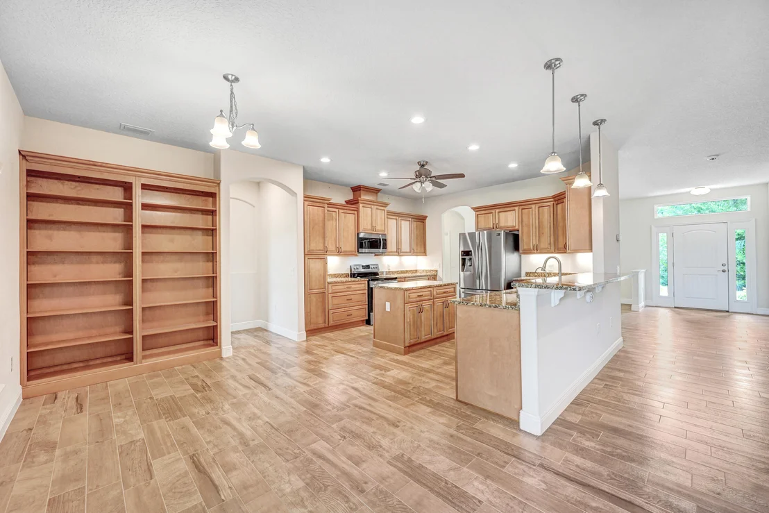 Photo of 2690 Weber Road