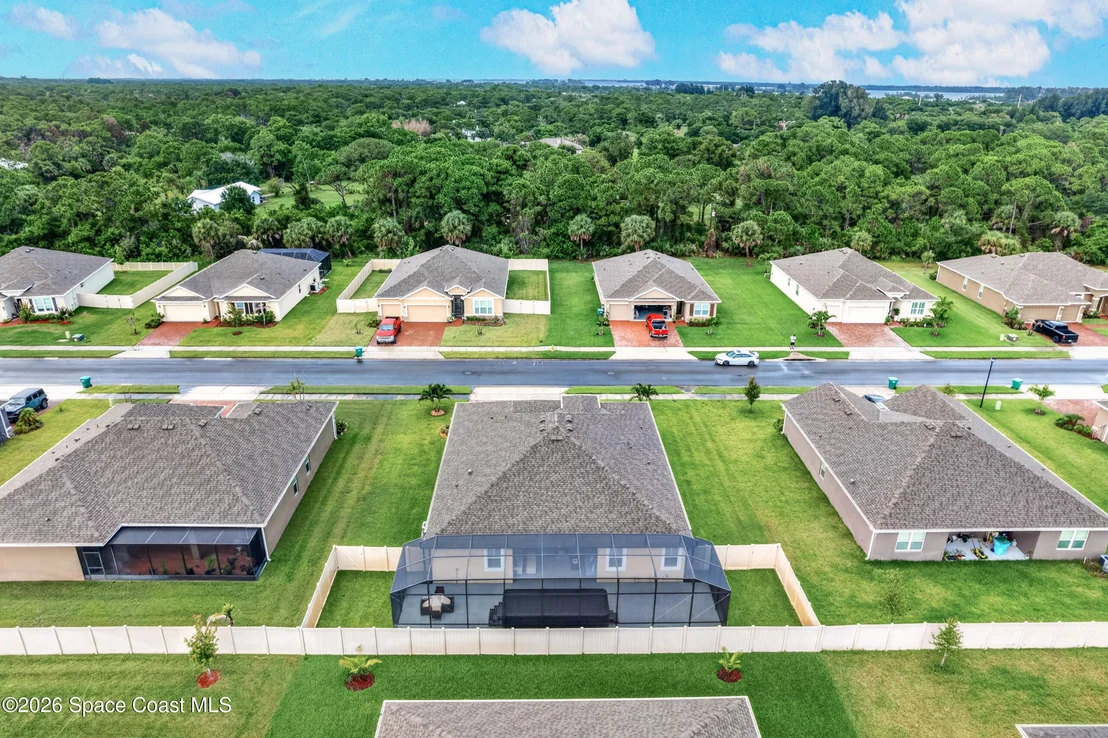 Photo of 6691 Cameo Drive
