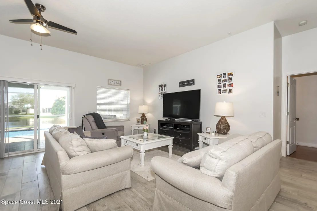 Photo of 5390 Somerville Drive
