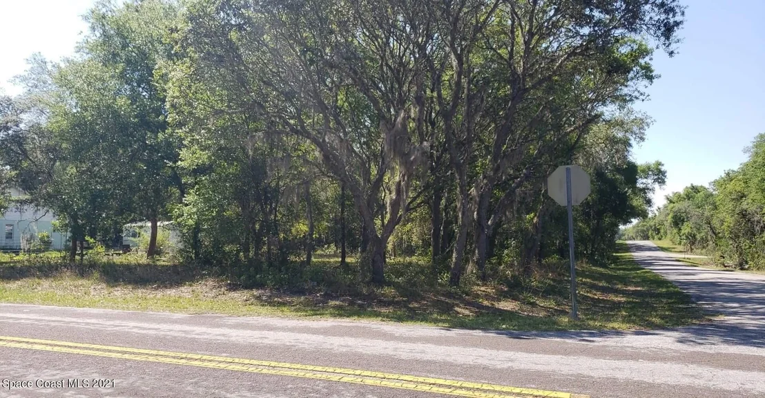 Photo of 6627 N North Flower Terrace