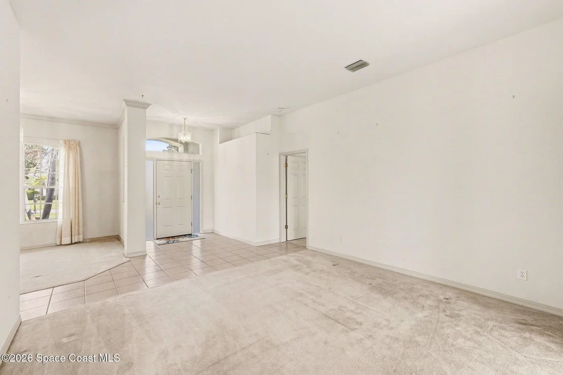 Photo of 5761 Newbury Circle