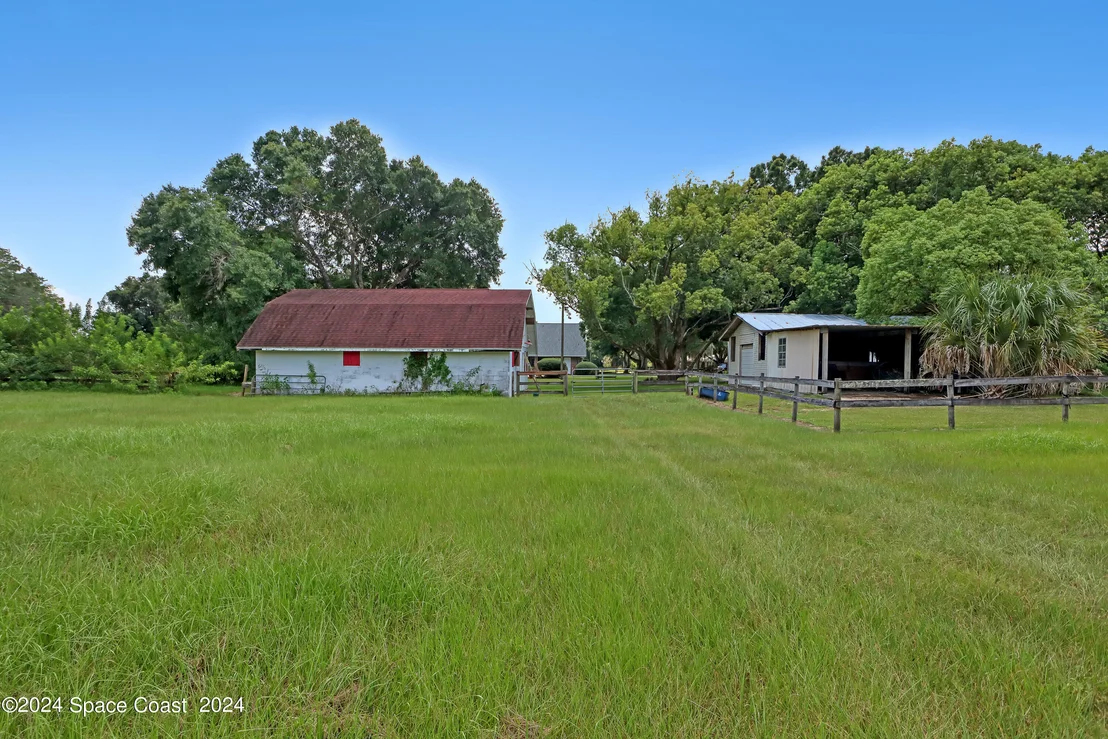Photo of 3580 Burkholm Road