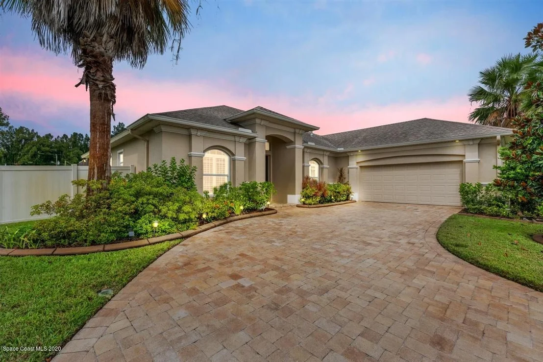 Photo of 1584 Bonelli Court