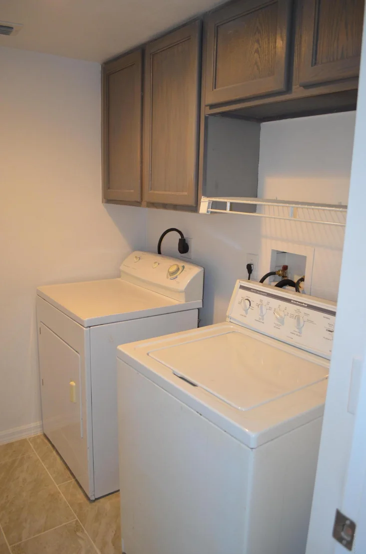 Photo of 689 Macon Drive