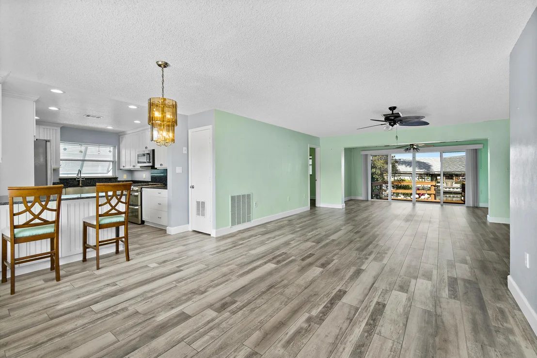 Photo of 453 Penguin Drive
