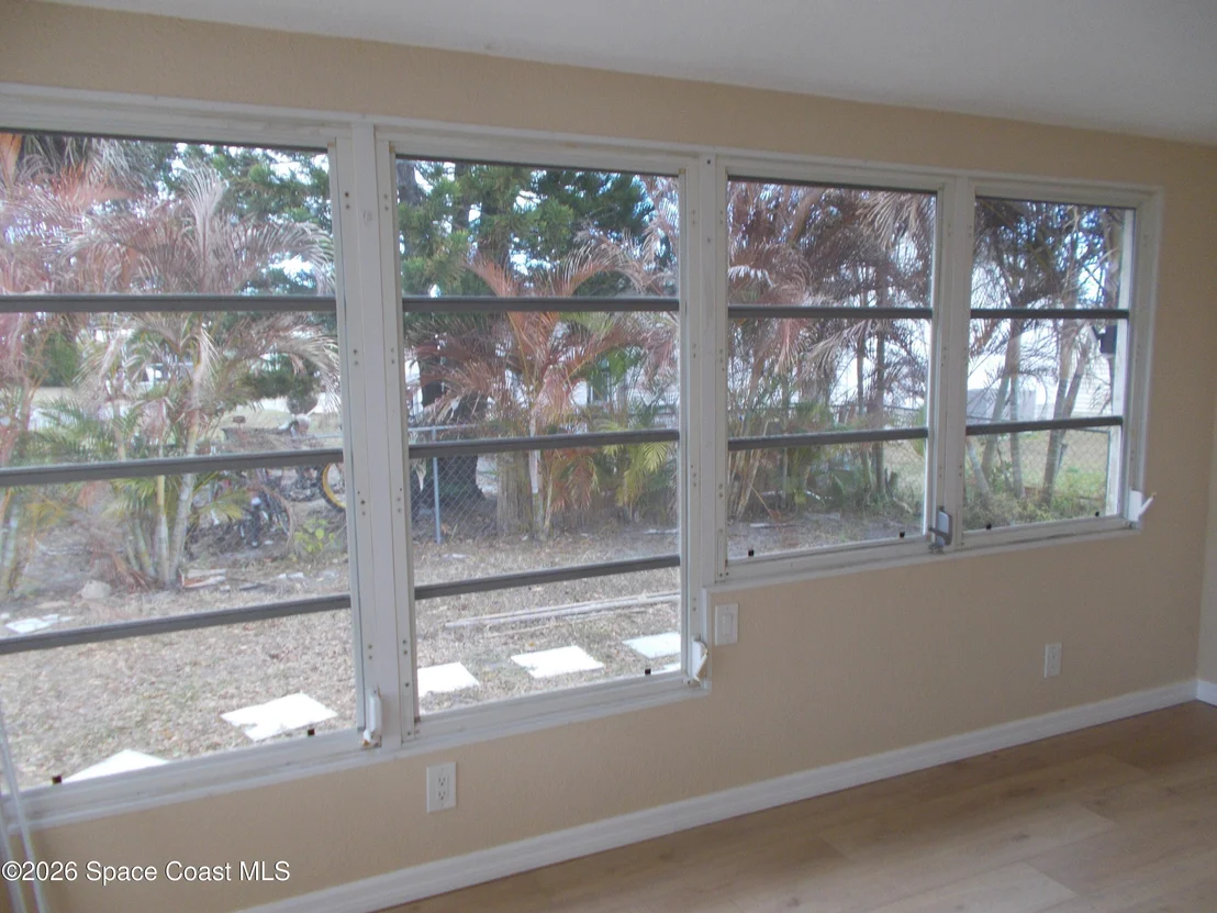 Photo of 932 Cashew Circle W