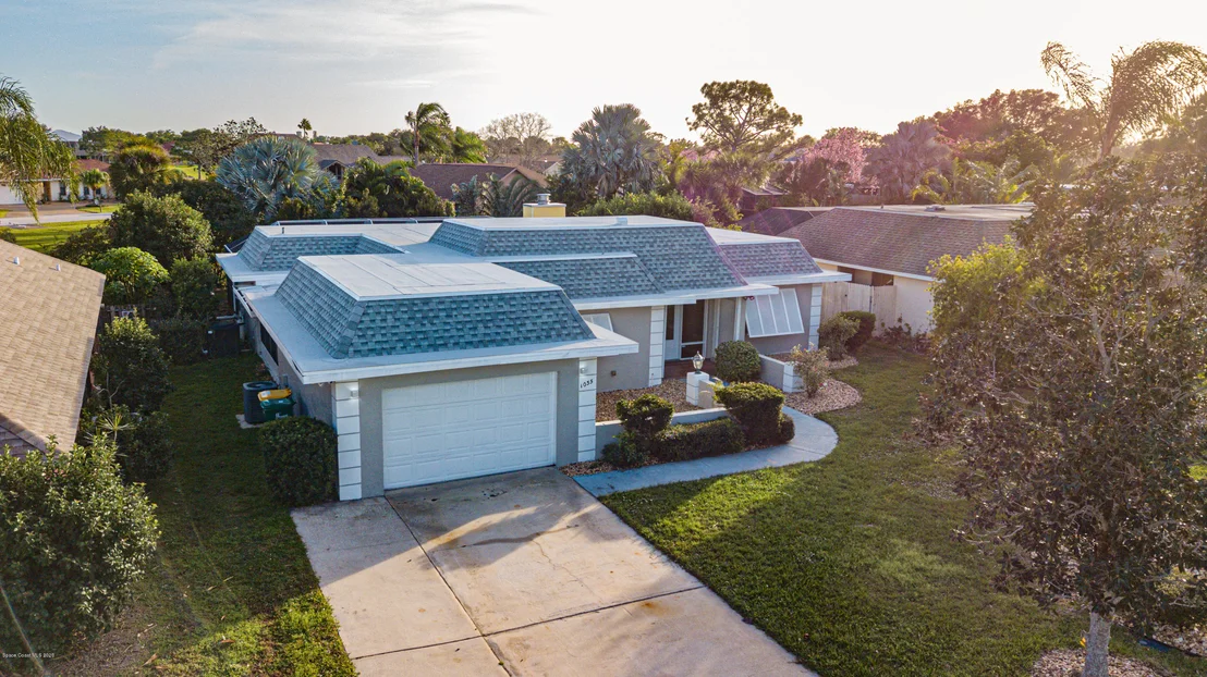 Photo of 1035 Park Ridge Place