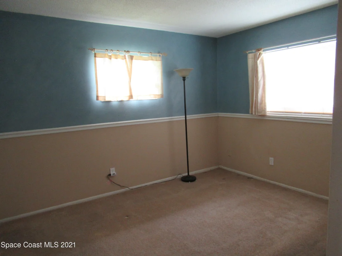 Photo of 2913 Notre Dame Avenue