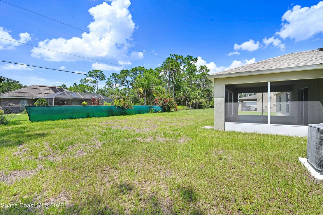 Photo of 1018 Savery Road