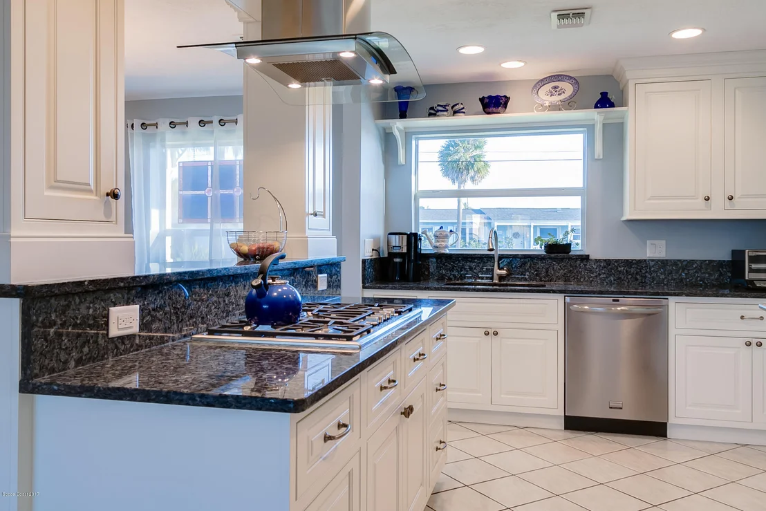 Photo of 485 Cardinal Drive