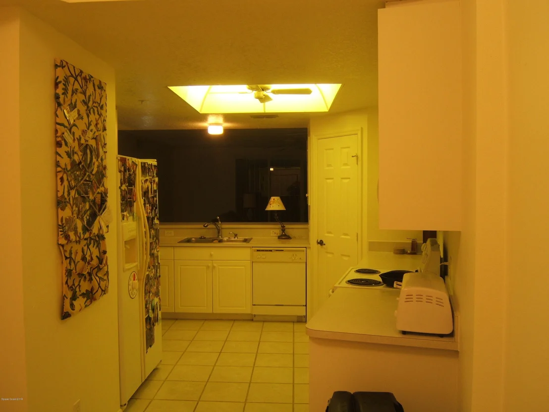 Photo of Unit 403 at 102 Riverside Drive