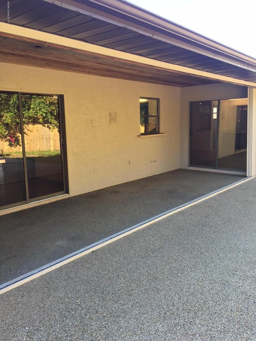 Photo of 180 Cinnamon Drive