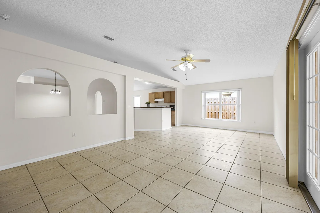 Photo of 1660 Vista Lake Circle