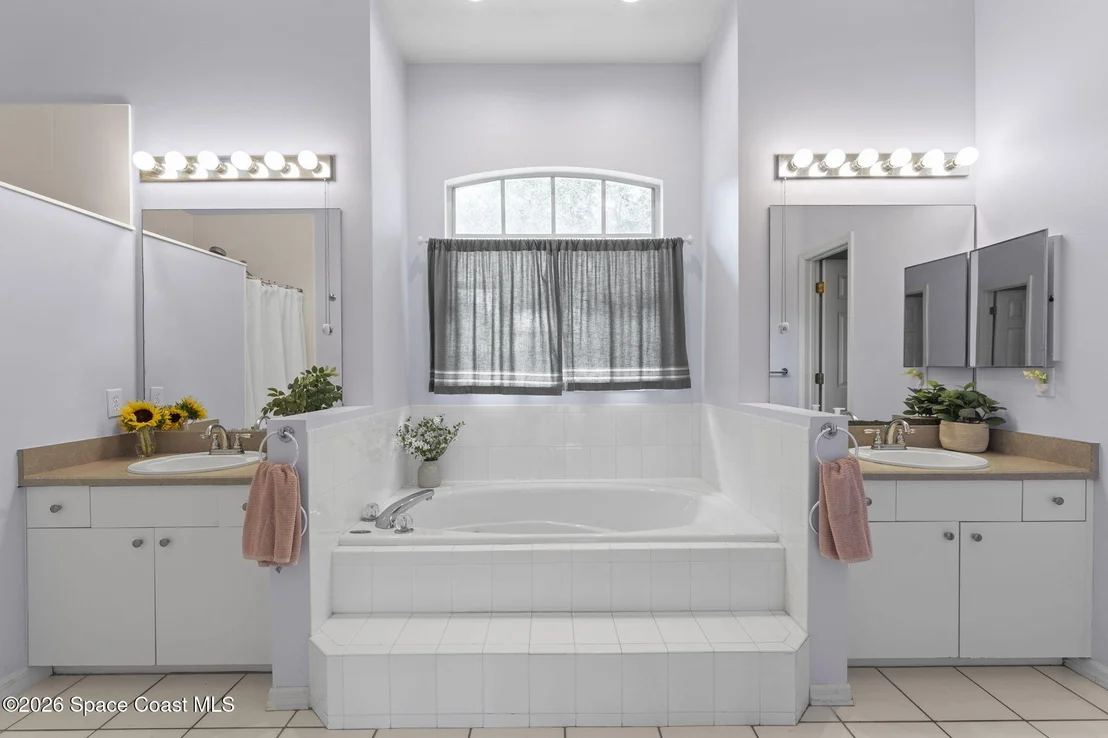 Photo of 101 Tradewinds Terrace