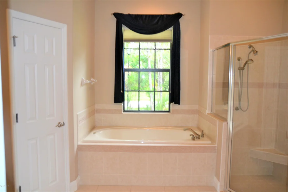 Photo of 2455 Woods Lane