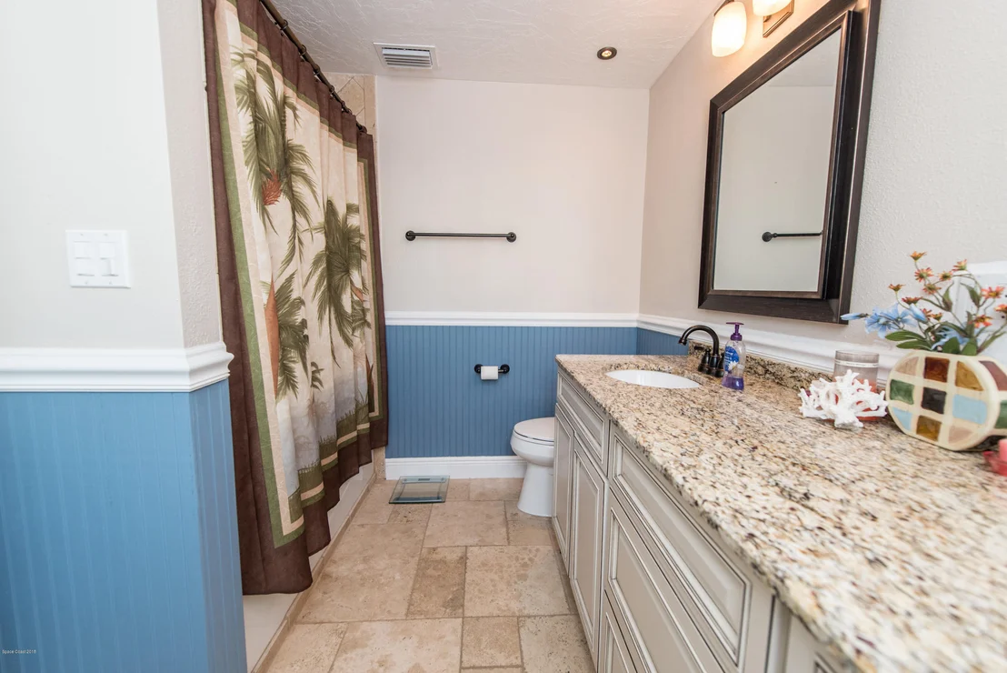 Photo of 32 Riverview Lane