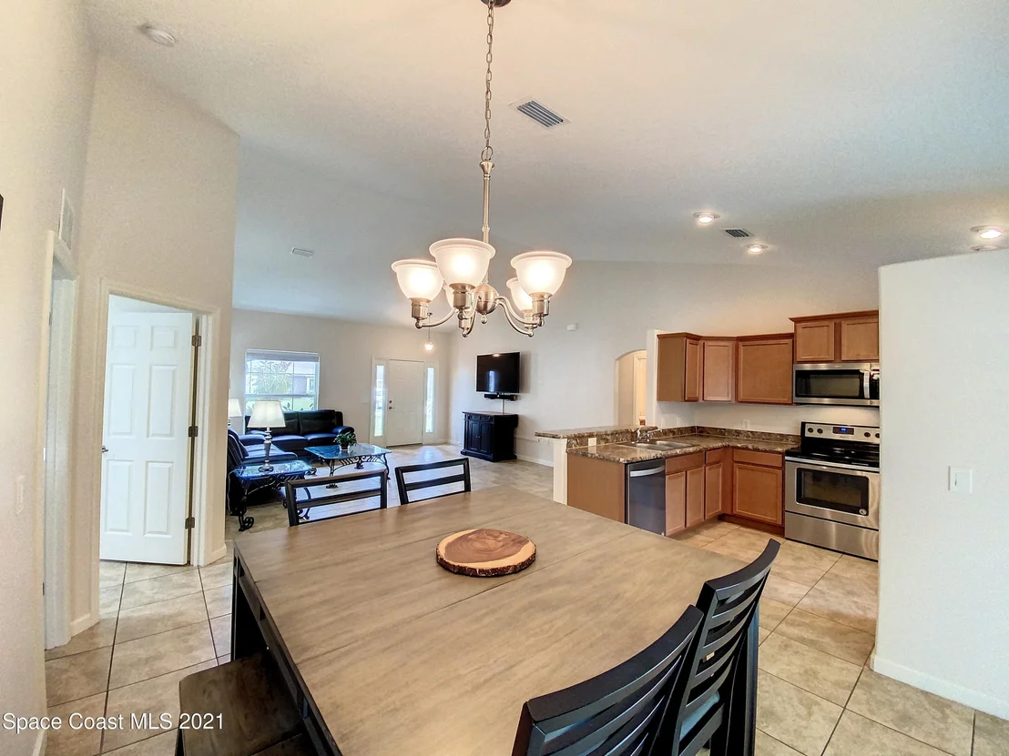 Photo of 5475 Friendly Street