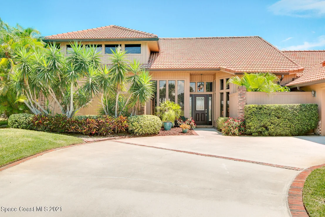 Photo of 890 Kerry Downs Circle