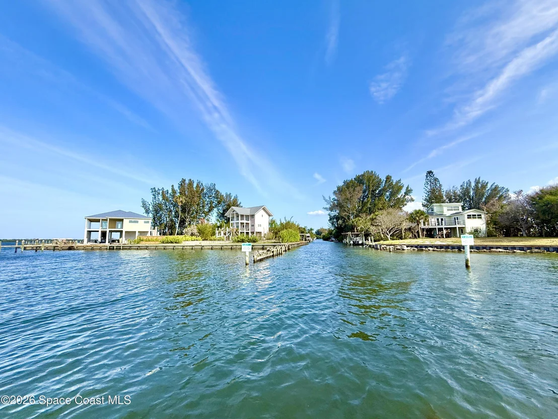 Photo of 4 Grant Island