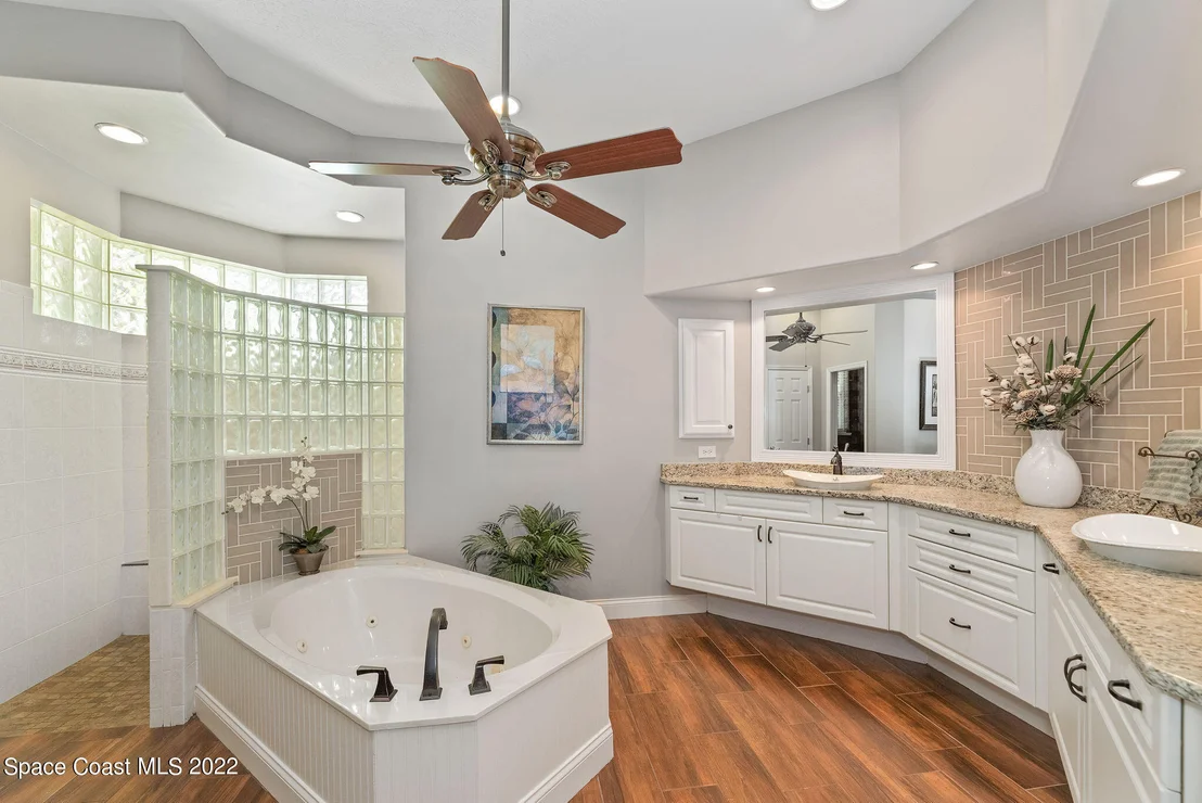 Photo of 4030 Turkey Point Drive