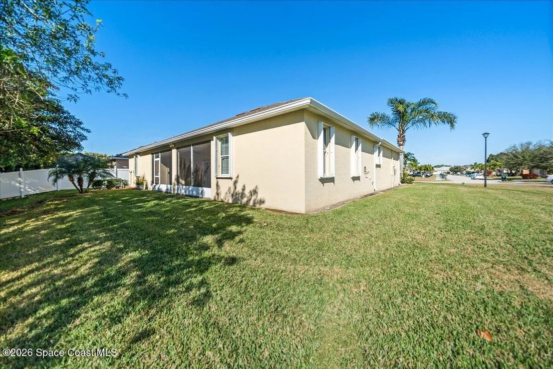 Photo of 220 Grouper Circle SE