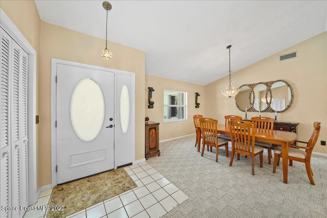 Photo of 275 Arrowhead Lane