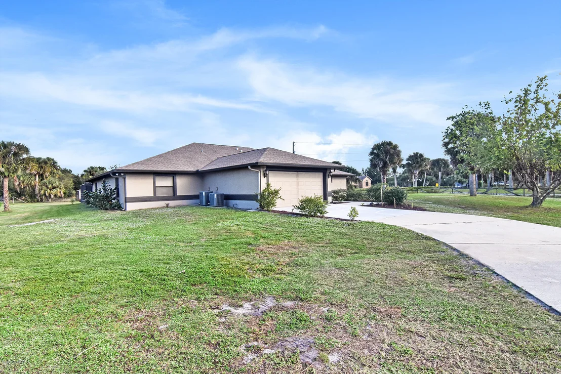 Photo of 5265 Pine Street