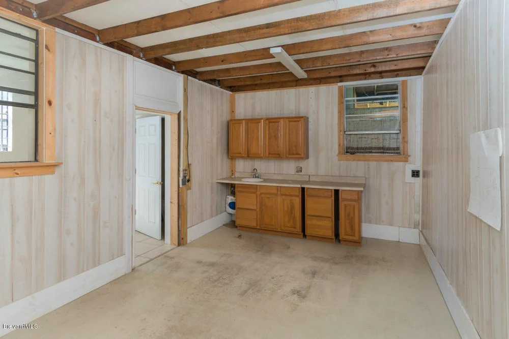 Photo of 555 Hall Road