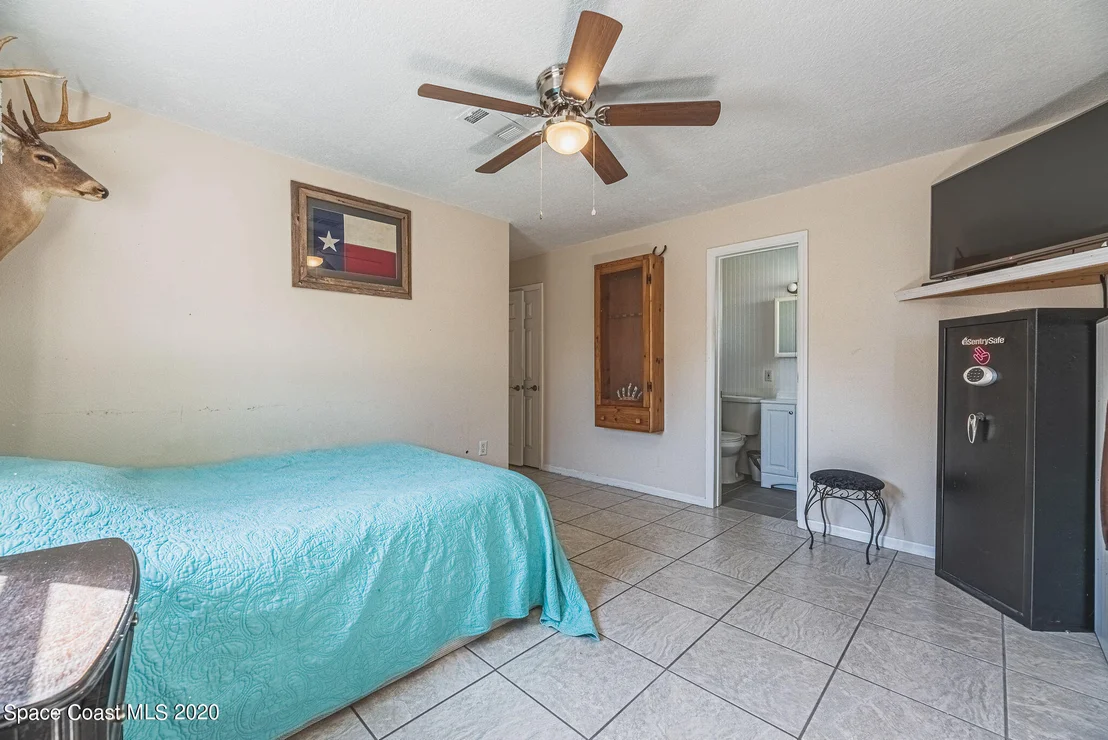 Photo of 337 Gemini Drive