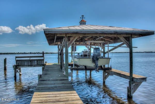 Photo of 2209 Rockledge Drive