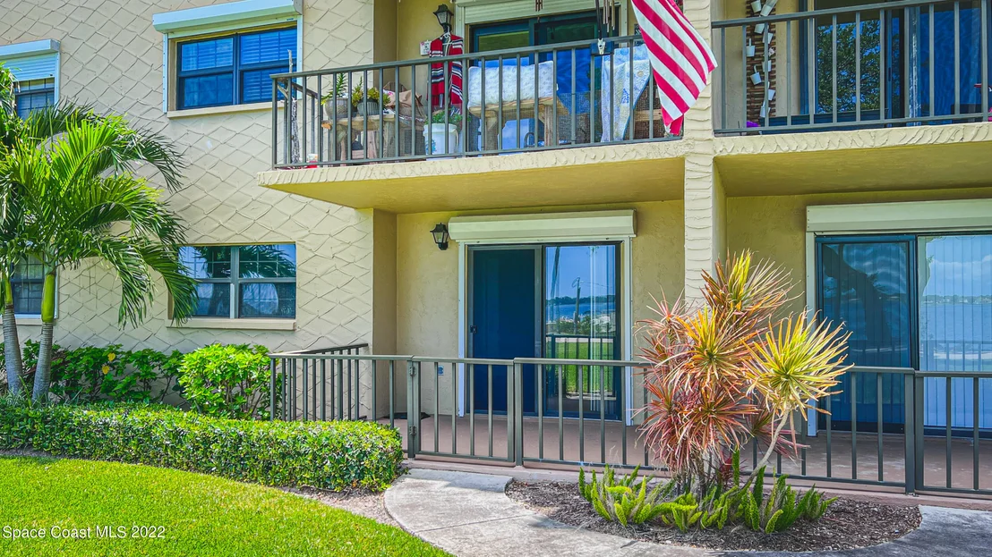 Photo of Unit 102 at 1025 Rockledge Drive