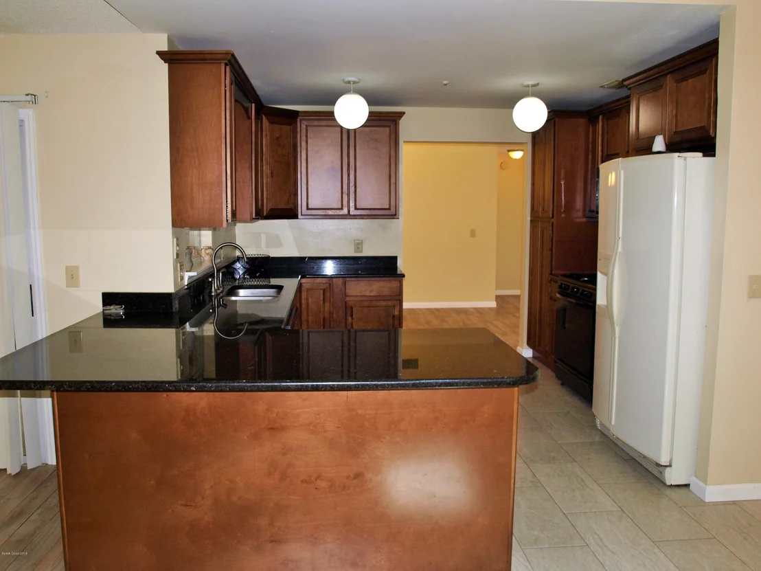 Photo of 164 Oak Lake Road