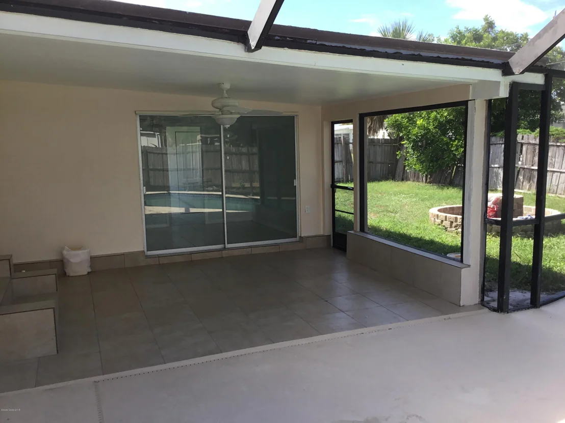 Photo of 2925 Garden Terrace NE