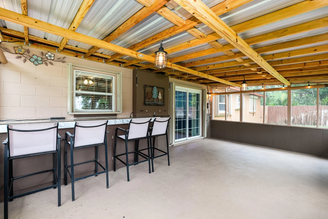 Photo of 4985 Cocoanut Drive