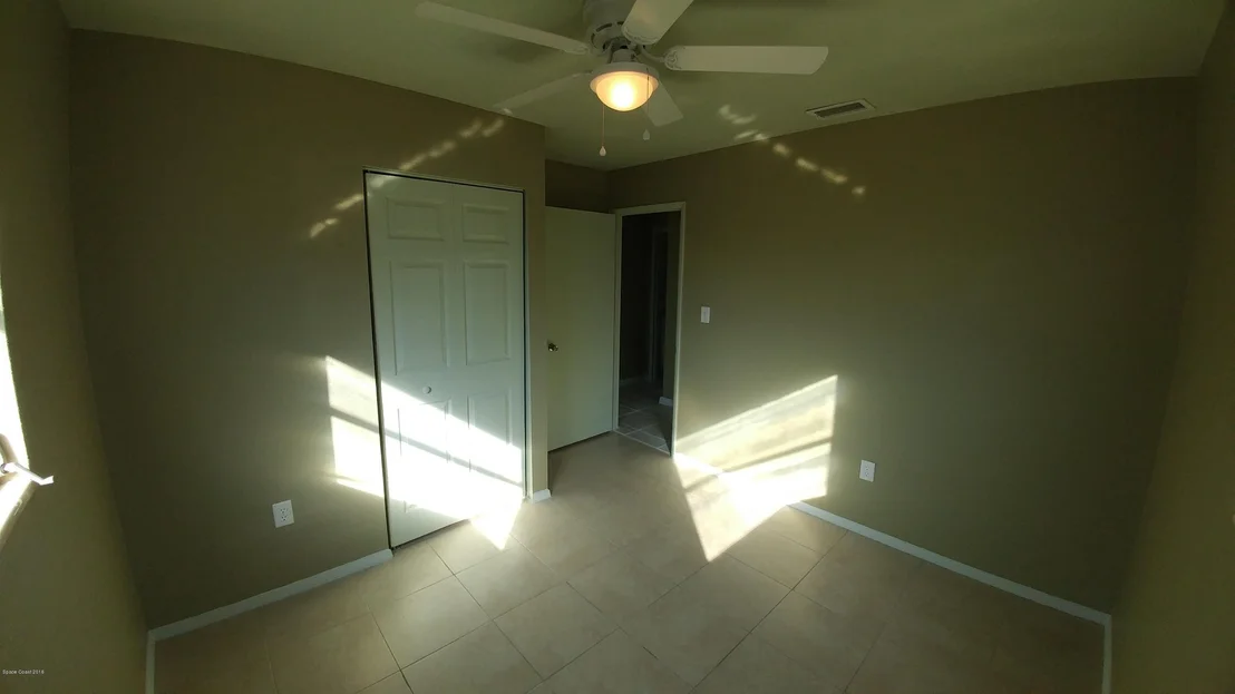 Photo of 1449 Lillian Lane