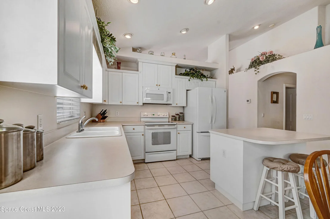 Photo of 1592 Keys Gate Drive