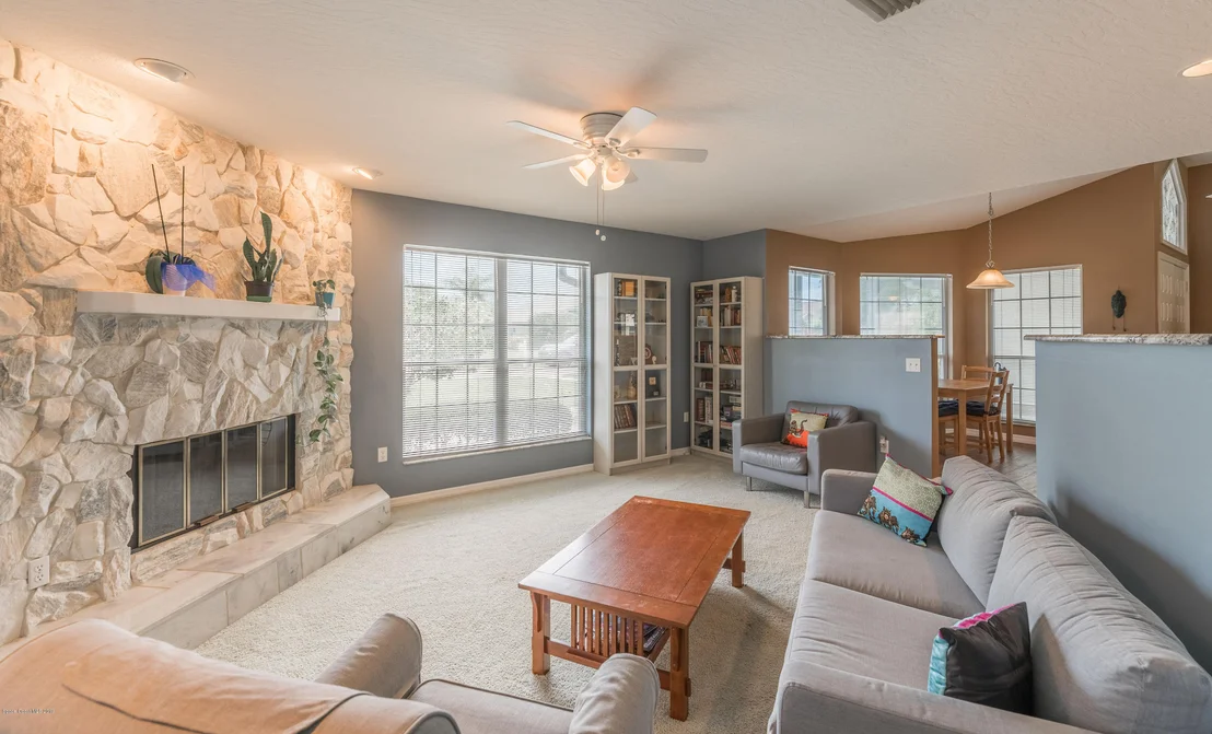 Photo of 548 Crystal Lake Drive