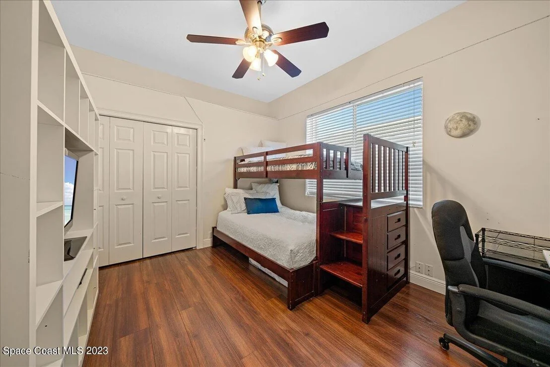 Photo of 208 Lanternback Island Drive
