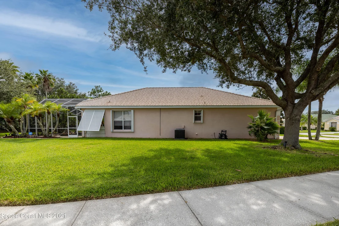 Photo of 921 Wimbledon Drive