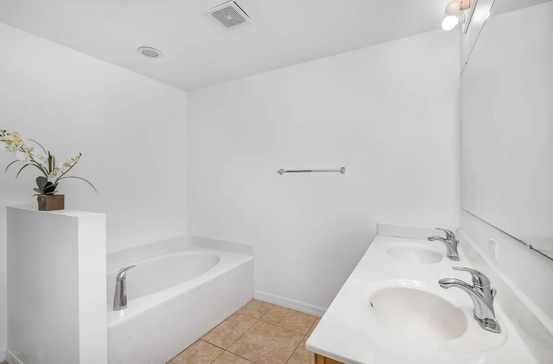 Photo of 2228 Maeve Circle
