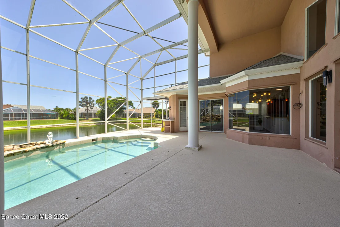Photo of 334 Island Drive