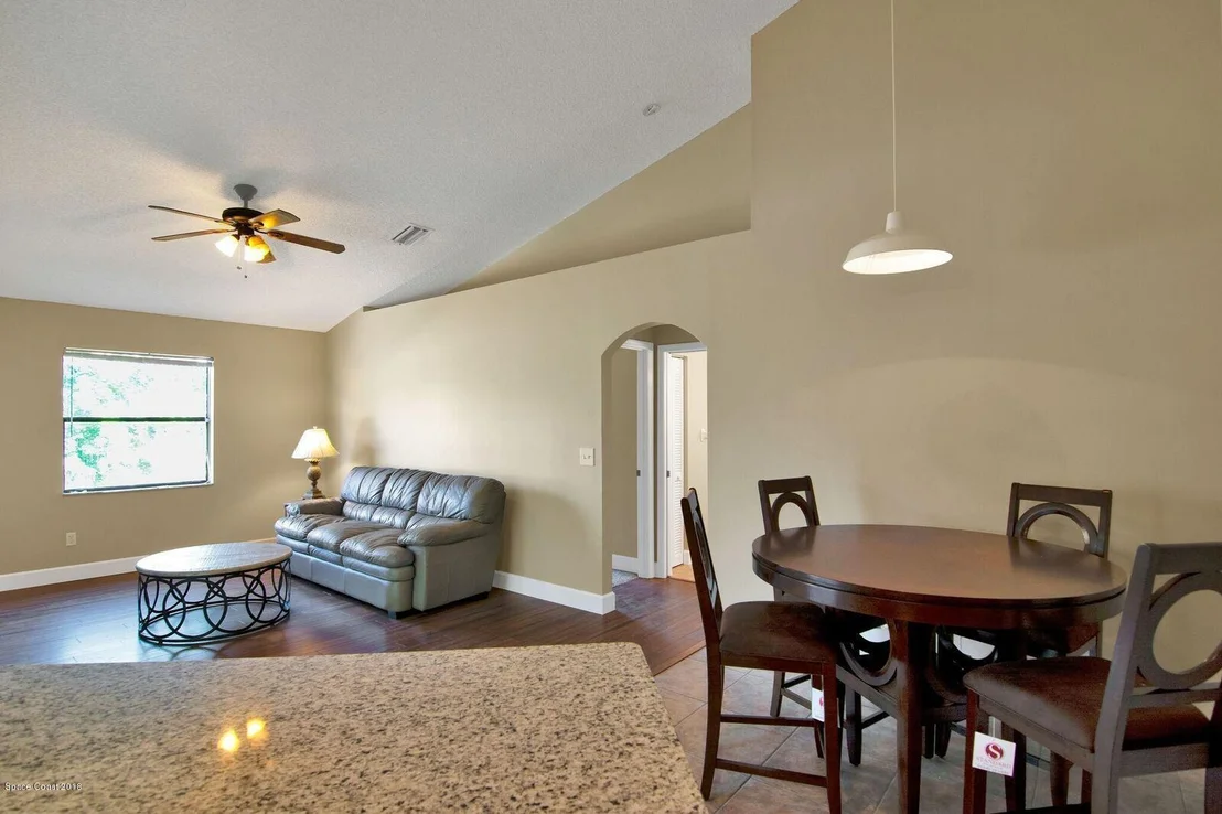 Photo of 2009 Trevino Circle